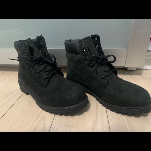 black timberlands size 7
